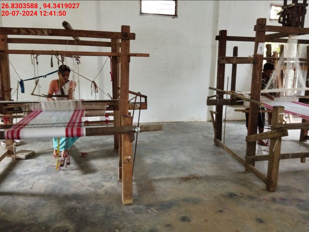 Jacquard Handloom Weaver training at IIE Incubation Centre, Hobai Pathar, batch 21147, 20-07-2024