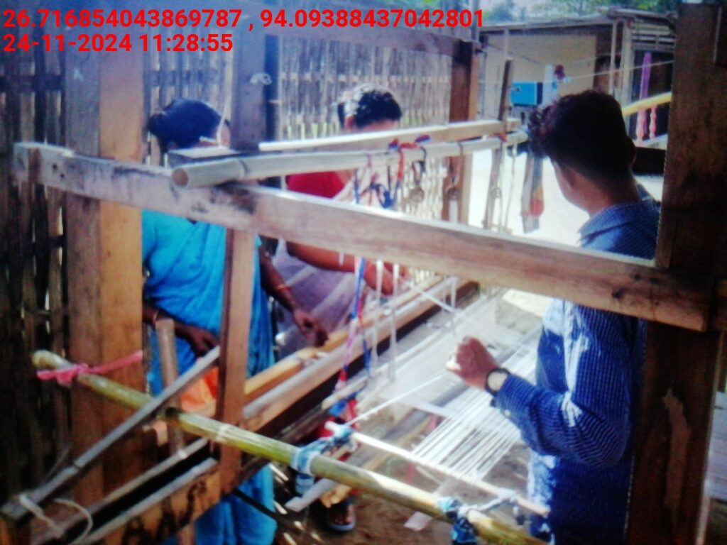 Jacquard Handloom Weaver training at IIE Incubation Centre, Hobai Pathar, batch 23859, 24-11-2024
