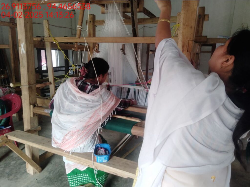 Jacquard Handloom Weaver training at IIE Incubation Centre, Hobai Pathar, batch 25834, 04-02-2025