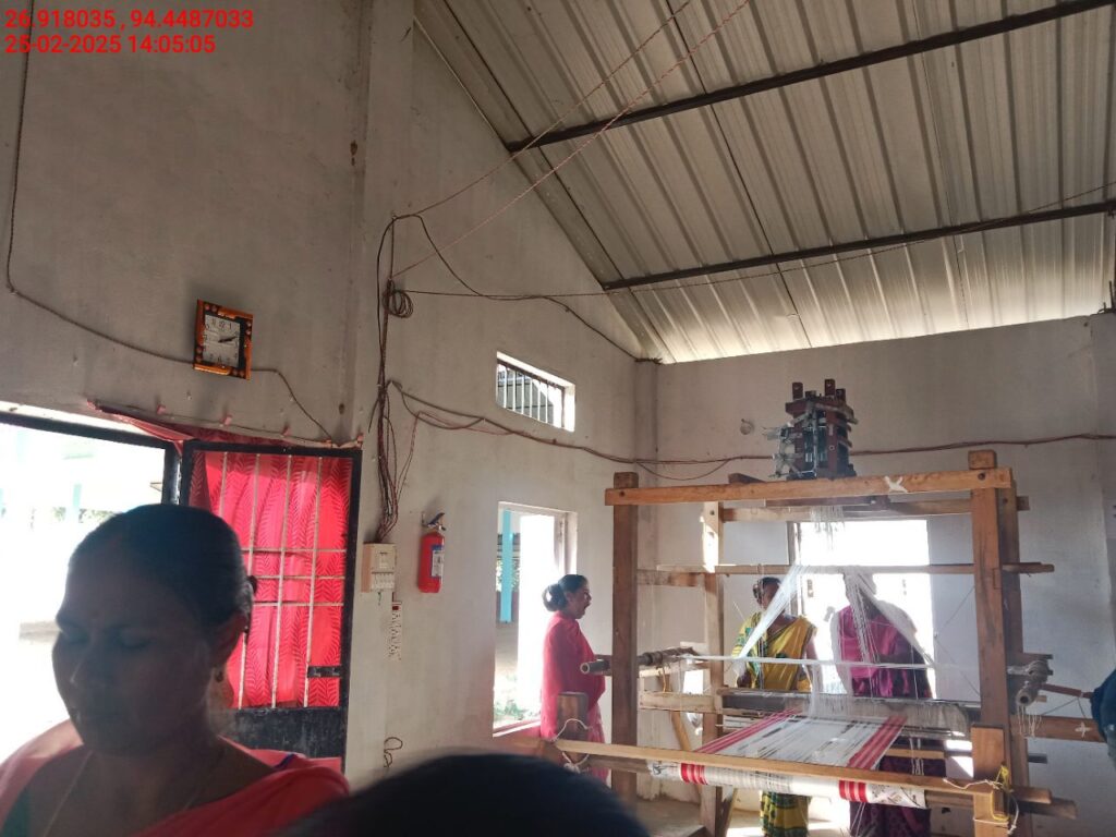Jacquard Handloom Weaver training at IIE Incubation Centre, Hobai Pathar, batch 25834, 25-02-2025