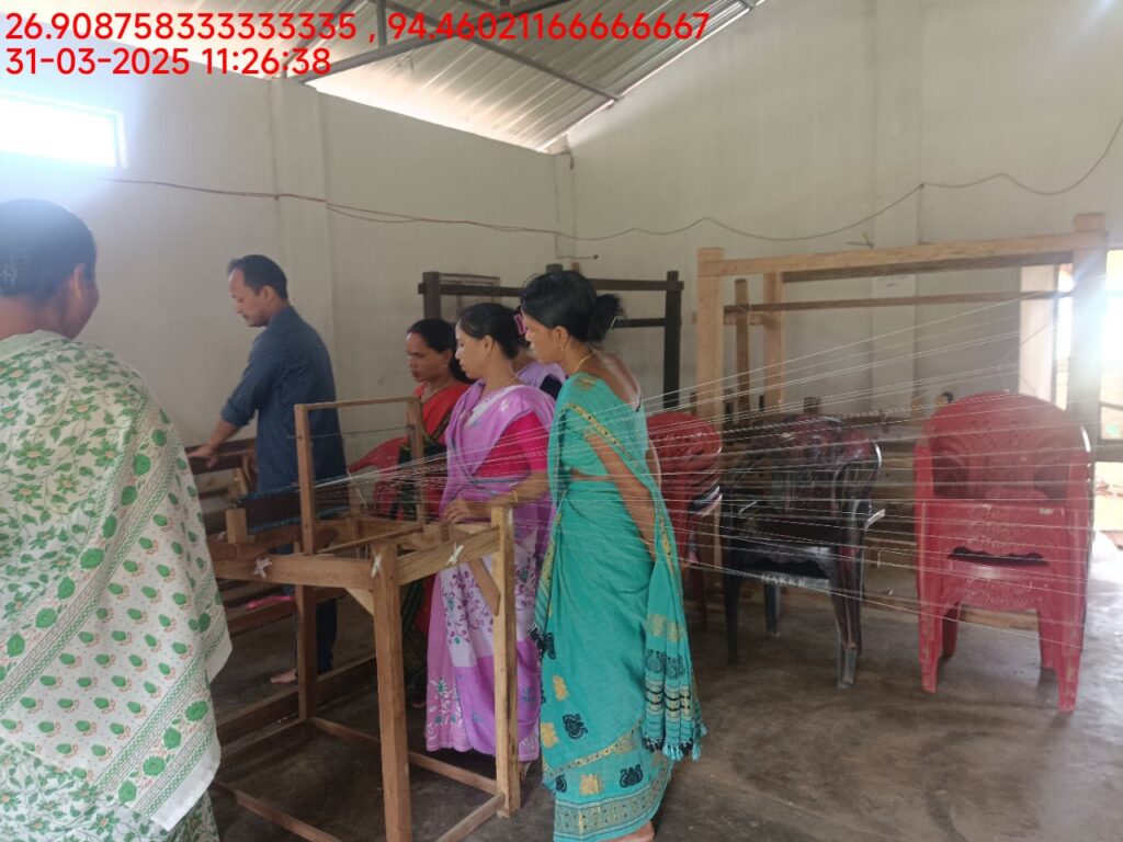 Jacquard Handloom Weaver training at IIE Incubation Centre, Hobai Pathar, batch 28460, 31-03-2025