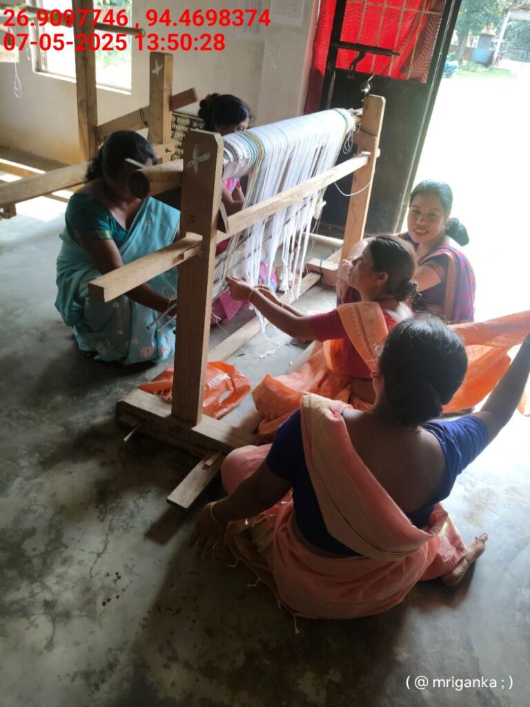 Jacquard Handloom Weaver training at IIE Incubation Centre, Hobai Pathar, batch 28844, 07-05-2025
