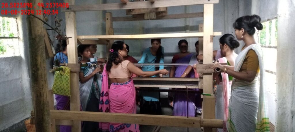 Jacquard Handloom Weaver training at IIE Incubation Centre, Jorhat, batch 22354, 08-08-2024
