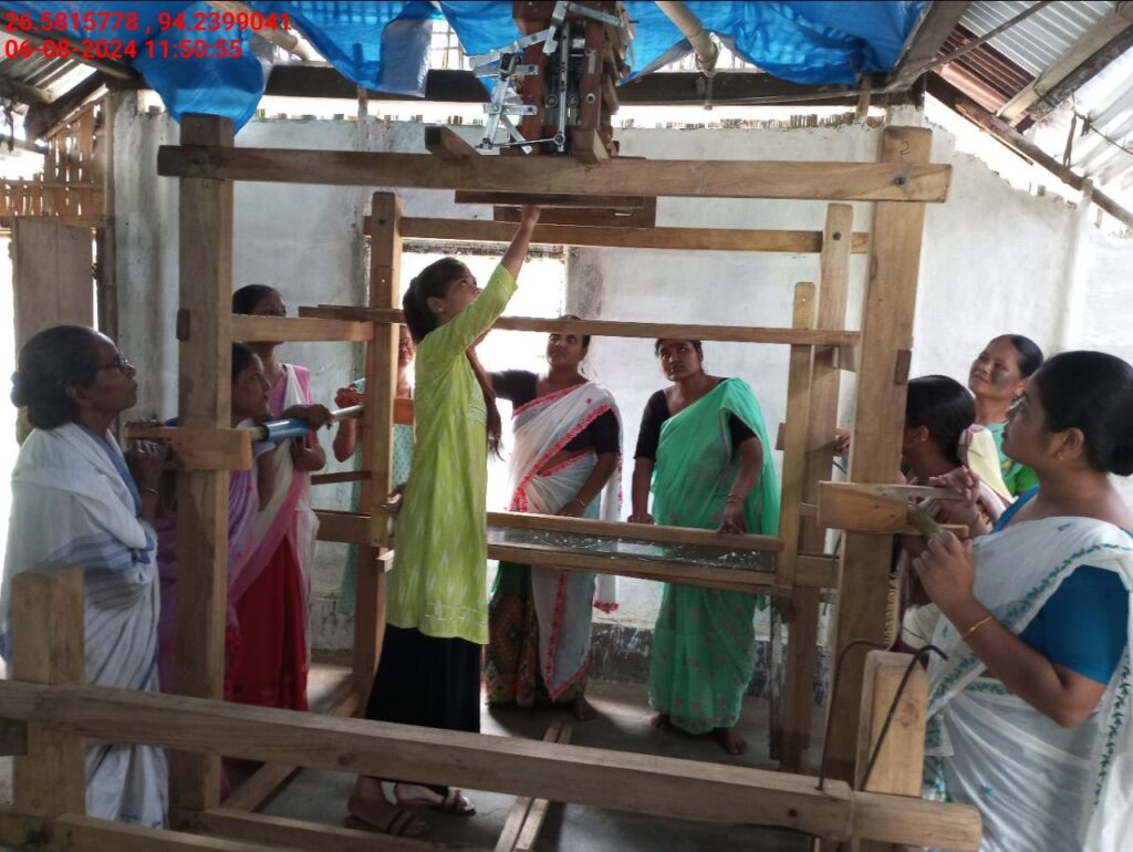 Jacquard Handloom Weaver training at IIE Incubation Centre, Jorhat, batch 23030, 06-08-2024