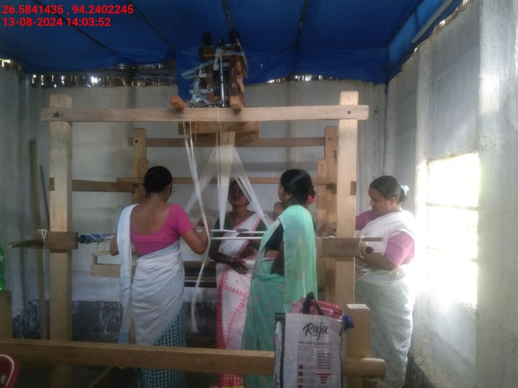 Jacquard Handloom Weaver training at IIE Incubation Centre, Jorhat, batch 23030, 13-08-2024