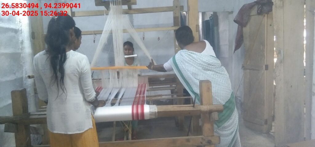 Jacquard Handloom Weaver training at IIE Incubation Centre, Jorhat, batch 28850, 30-04-2025