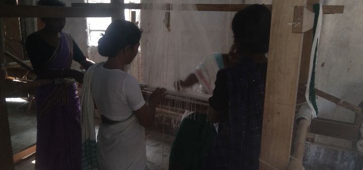 Jacquard Handloom Weaver training at IIE Incubation Centre, Jorhat, batch 35744, 15-11-2025