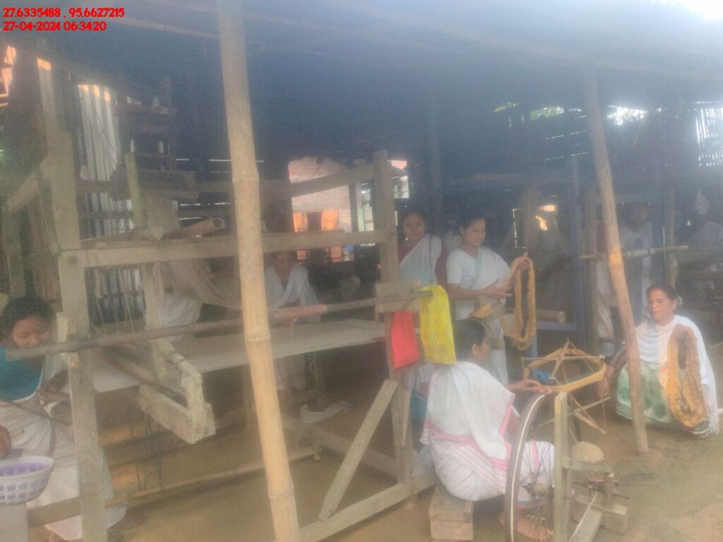 Handloom Weaver (Frame Loom) training at IIE Incubation Centre, Kakopothar, batch 21123, 27-04-2024