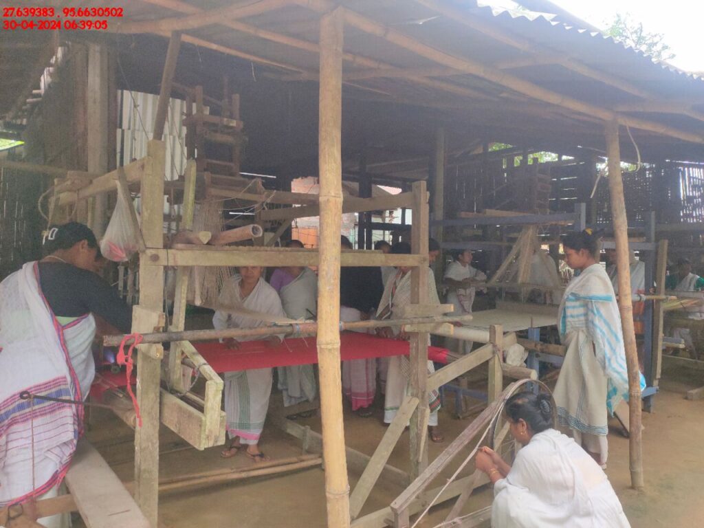 Handloom Weaver (Frame Loom) training at IIE Incubation Centre, Kakopothar, batch 21123, 30-04-2024
