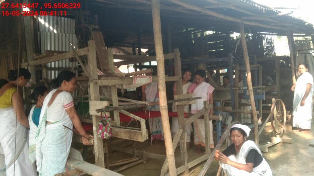 Handloom Weaver (Frame Loom) training at IIE Incubation Centre, Kakopothar, batch 21123, 16-05-2024