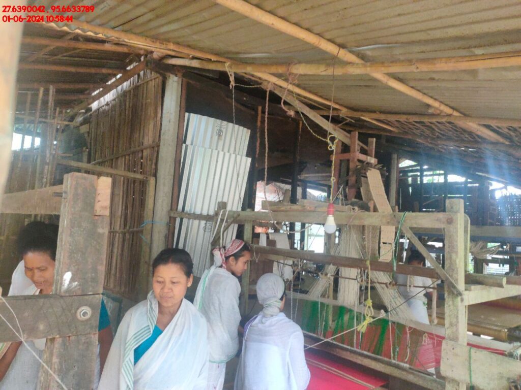 Handloom Weaver (Frame Loom) training at IIE Incubation Centre, Kakopothar, batch 21123, 01-06-2024
