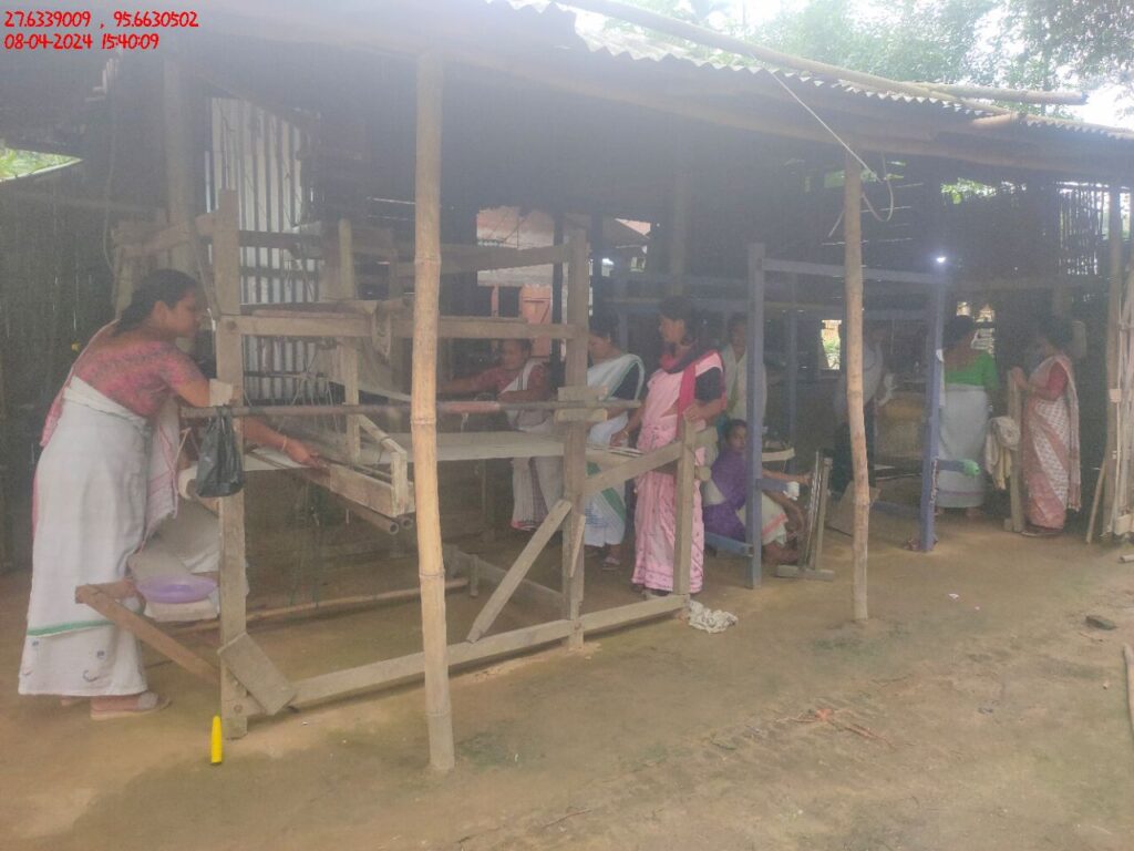 Handloom Weaver (Frame Loom) training at IIE Incubation Centre, Kakopothar, batch 21125, 08-04-2024