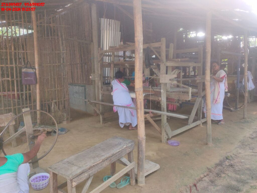 Handloom Weaver (Frame Loom) training at IIE Incubation Centre, Kakopothar, batch 21125, 18-04-2024
