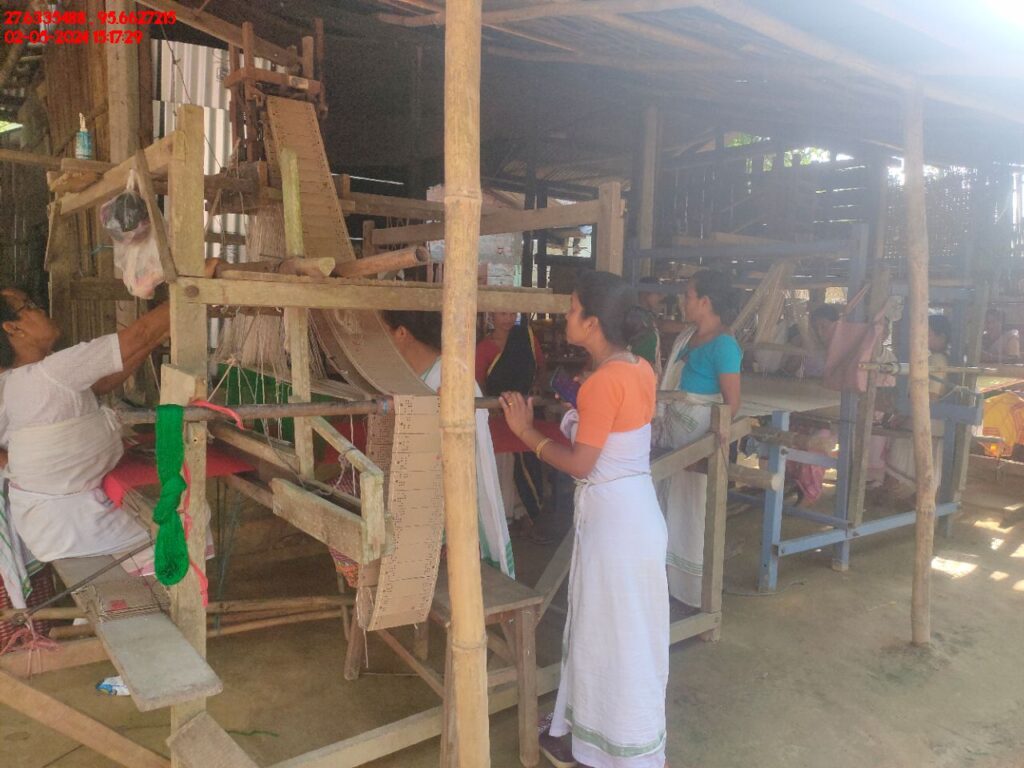 Handloom Weaver (Frame Loom) training at IIE Incubation Centre, Kakopothar, batch 21125, 02-05-2024