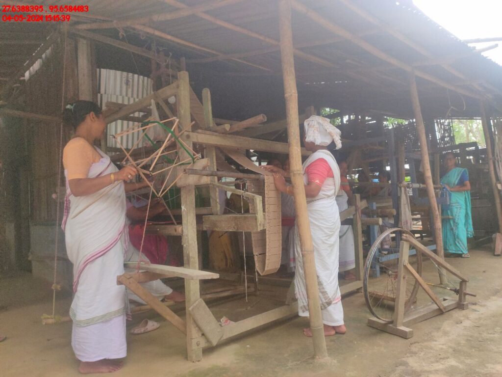 Handloom Weaver (Frame Loom) training at IIE Incubation Centre, Kakopothar, batch 21125, 04-05-2024