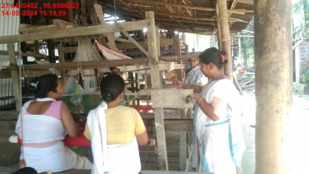 Handloom Weaver (Frame Loom) training at IIE Incubation Centre, Kakopothar, batch 21125, 14-05-2024