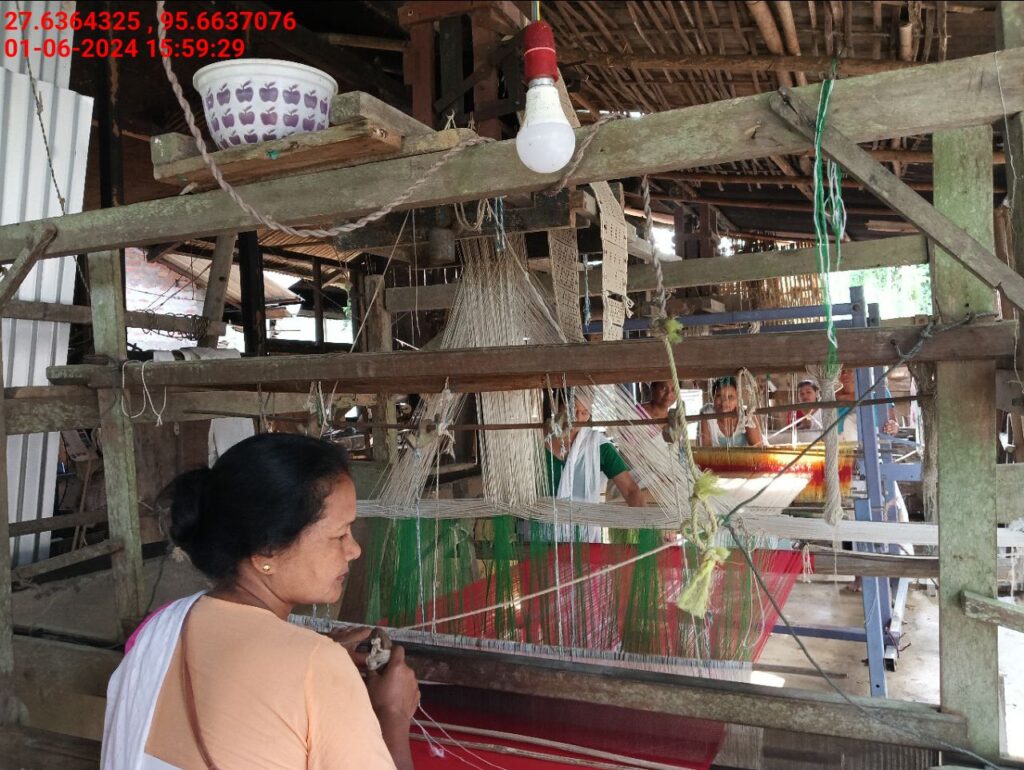 Handloom Weaver (Frame Loom) training at IIE Incubation Centre, Kakopothar, batch 21125, 01-06-2024