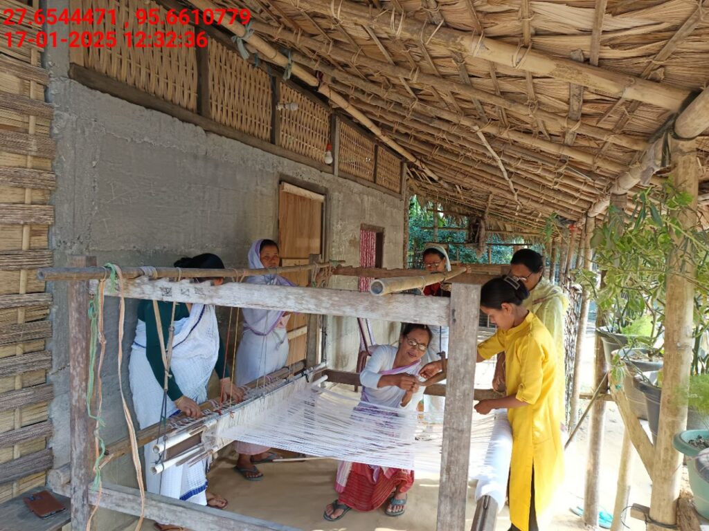Handloom Weaver (Frame Loom) training at IIE Incubation Centre, Kakopothar, batch 25423, 17-01-2025
