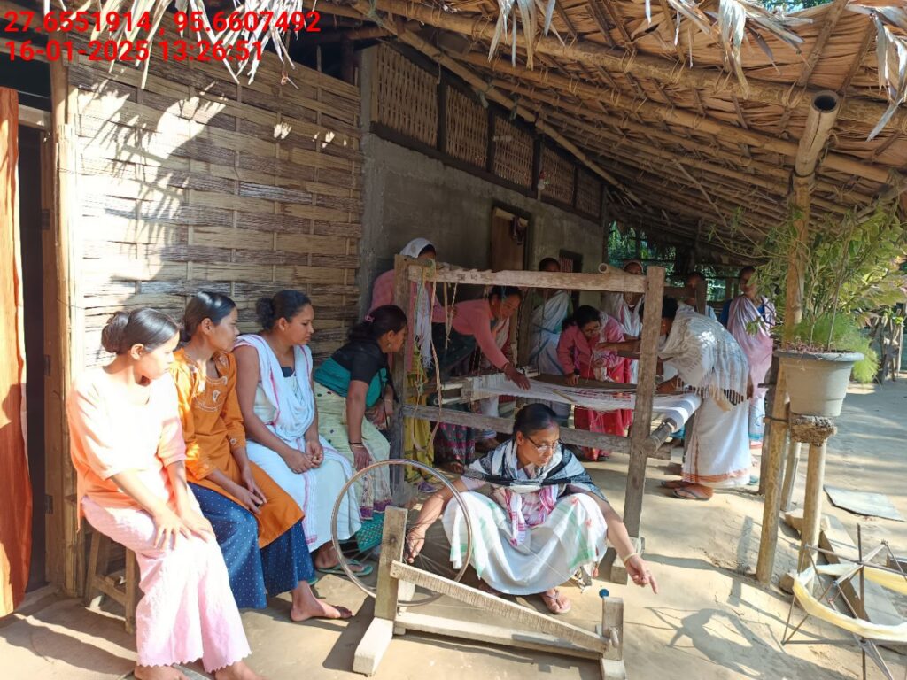 Handloom Weaver (Frame Loom) training at IIE Incubation Centre, Kakopothar, batch 25424, 16-01-2025