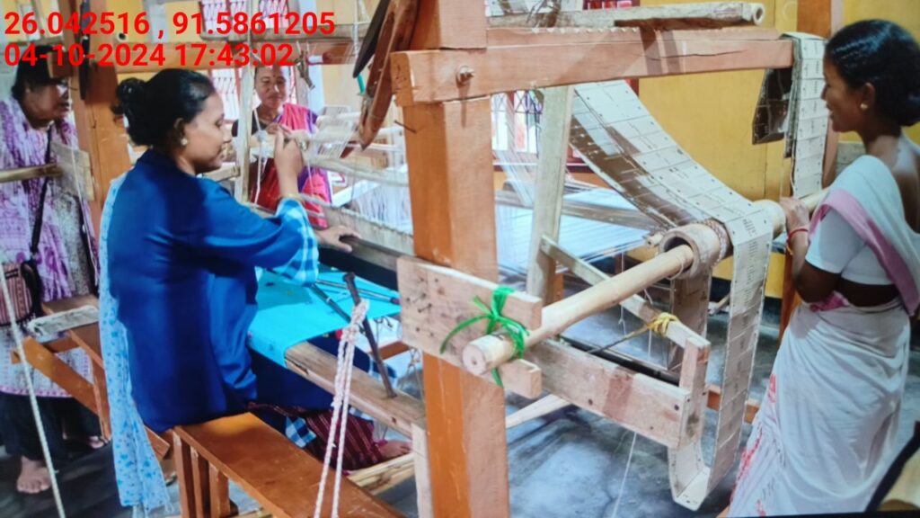 Handloom Weaver (Frame Loom) training at IIE Incubation Centre, Kalitakuchi, batch 23643, 04-10-2024