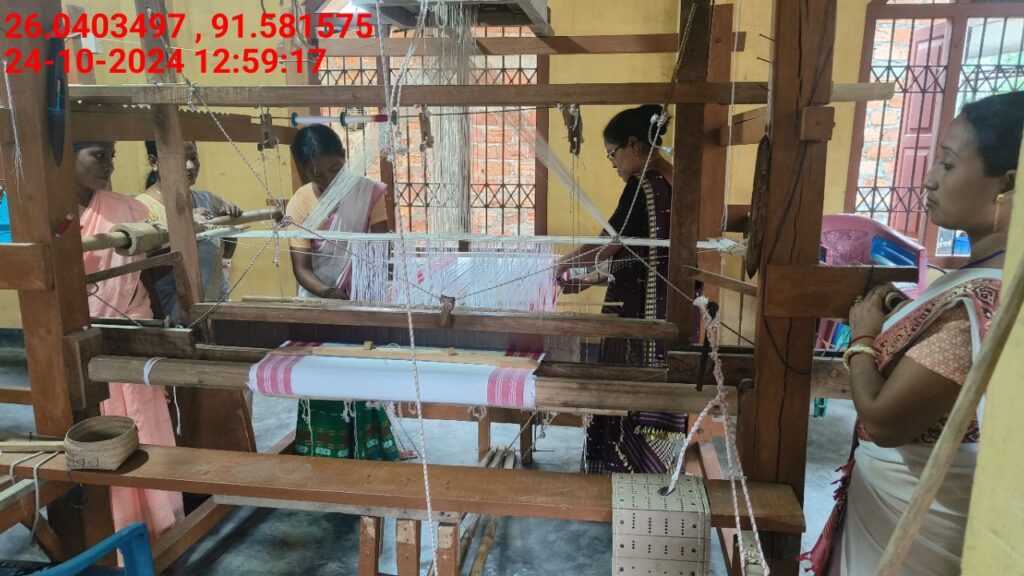 Handloom Weaver (Frame Loom) training at IIE Incubation Centre, Kalitakuchi, batch 23643, 24-10-2024
