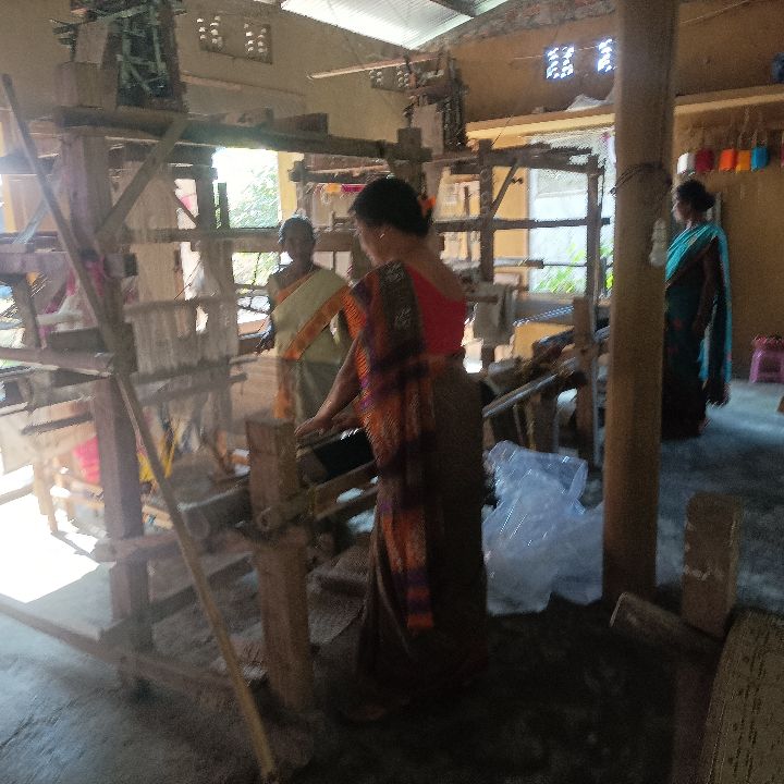 Handloom Weaver (Frame Loom) training at IIE Incubation Centre, Kalitakuchi, batch 38562, 28-11-2025