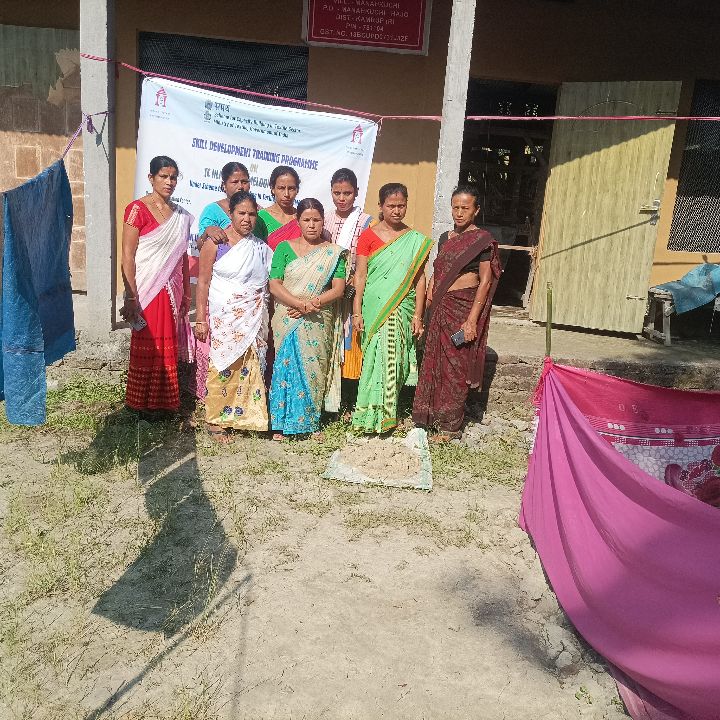 Handloom Weaver (Frame Loom) training at IIE Incubation Centre, Kalitakuchi, batch 38562, 29-11-2025