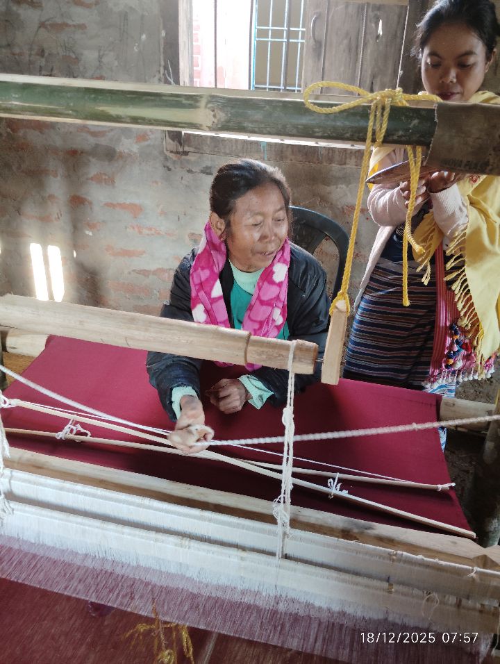 Handloom Weaver (Frame Loom) training at IIE Incubation Centre, Karbi Anglong, batch 37241, 18-12-2025