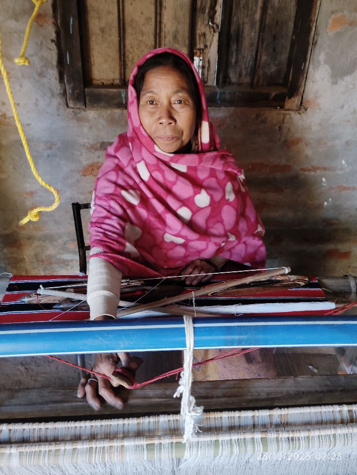 Handloom Weaver (Frame Loom) training at IIE Incubation Centre, Karbi Anglong, batch 37241, 23-12-2025