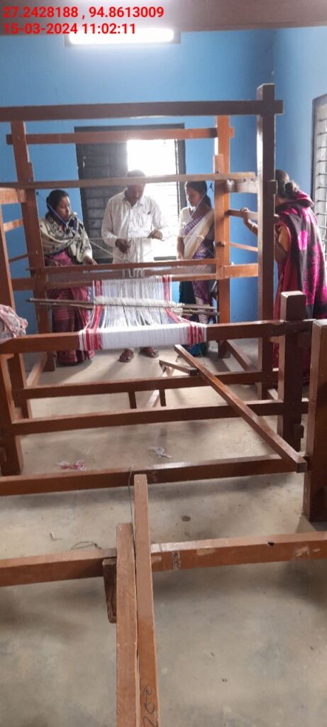 Handloom Weaver (Frame Loom) training at IIE Incubation Centre, Nahazar, batch 20394, 15-03-2024