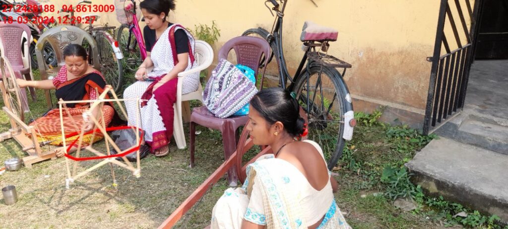 Handloom Weaver (Frame Loom) training at IIE Incubation Centre, Nahazar, batch 20394, 18-03-2024