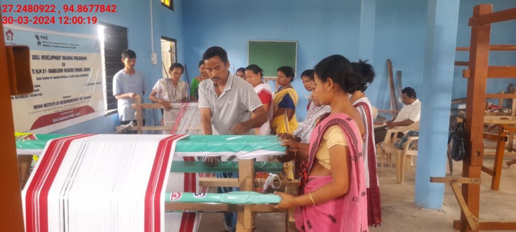 Handloom Weaver (Frame Loom) training at IIE Incubation Centre, Nahazar, batch 20394, 30-03-2024