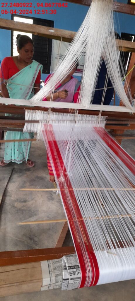 Handloom Weaver (Frame Loom) training at IIE Incubation Centre, Nahazar, batch 20394, 06-04-2024