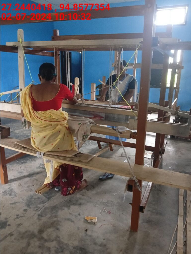 Handloom Weaver (Frame Loom) training at IIE Incubation Centre, Nahazar, batch 20394, 02-07-2024