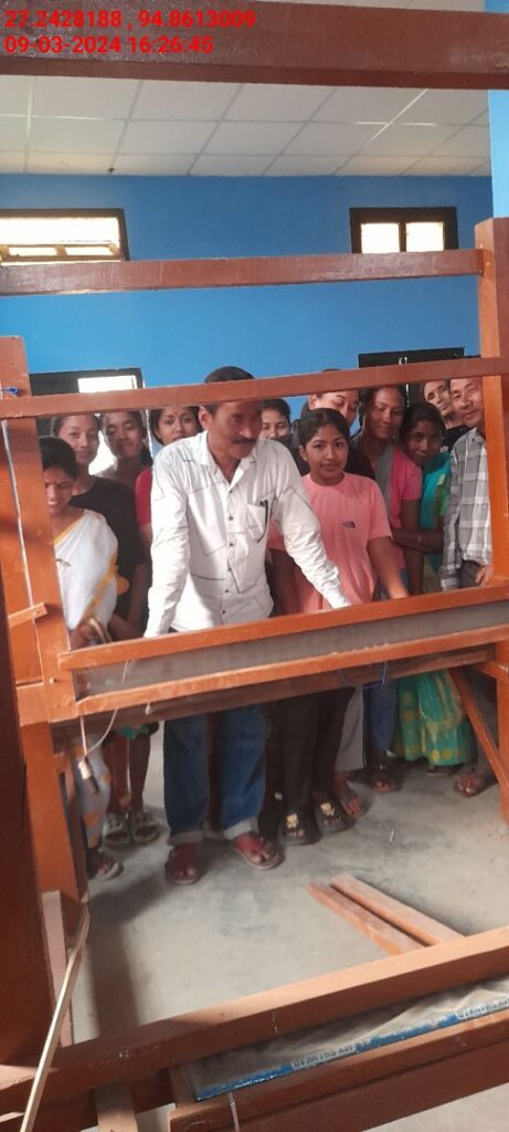 Handloom Weaver (Frame Loom) training at IIE Incubation Centre, Nahazar, batch 20623, 09-03-2024
