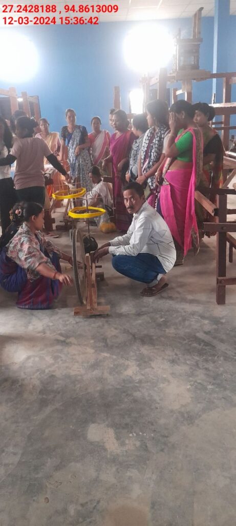 Handloom Weaver (Frame Loom) training at IIE Incubation Centre, Nahazar, batch 20623, 12-03-2024