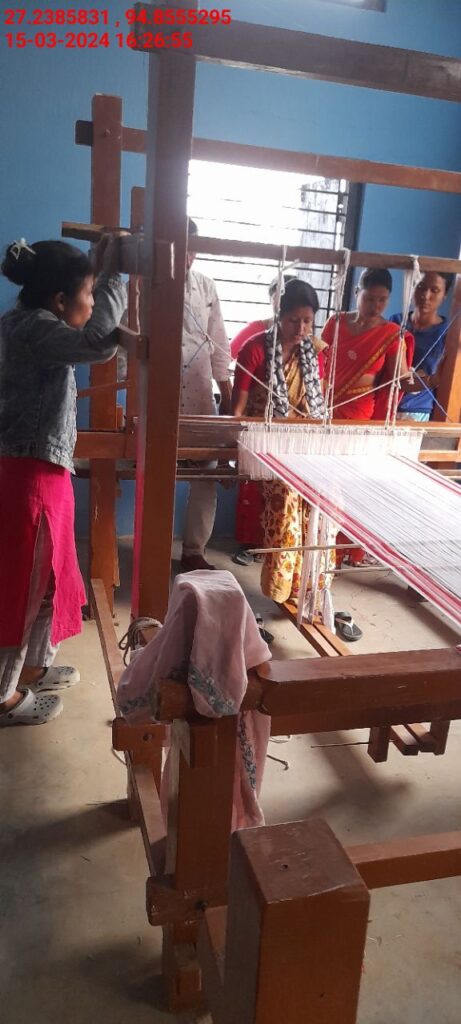 Handloom Weaver (Frame Loom) training at IIE Incubation Centre, Nahazar, batch 20623, 15-03-2024