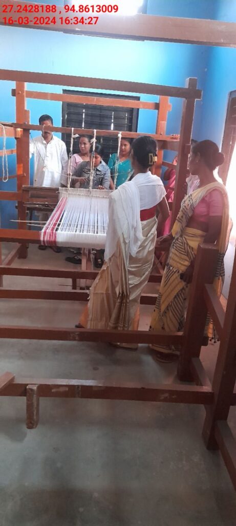 Handloom Weaver (Frame Loom) training at IIE Incubation Centre, Nahazar, batch 20623, 16-03-2024
