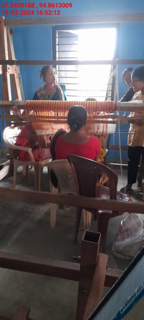 Handloom Weaver (Frame Loom) training at IIE Incubation Centre, Nahazar, batch 20623, 19-03-2024