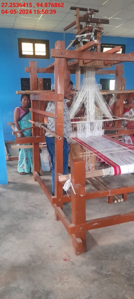 Handloom Weaver (Frame Loom) training at IIE Incubation Centre, Nahazar, batch 20623, 04-05-2024