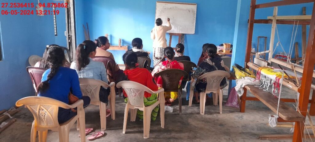 Handloom Weaver (Frame Loom) training at IIE Incubation Centre, Nahazar, batch 20623, 06-05-2024
