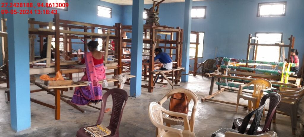 Handloom Weaver (Frame Loom) training at IIE Incubation Centre, Nahazar, batch 20623, 09-05-2024