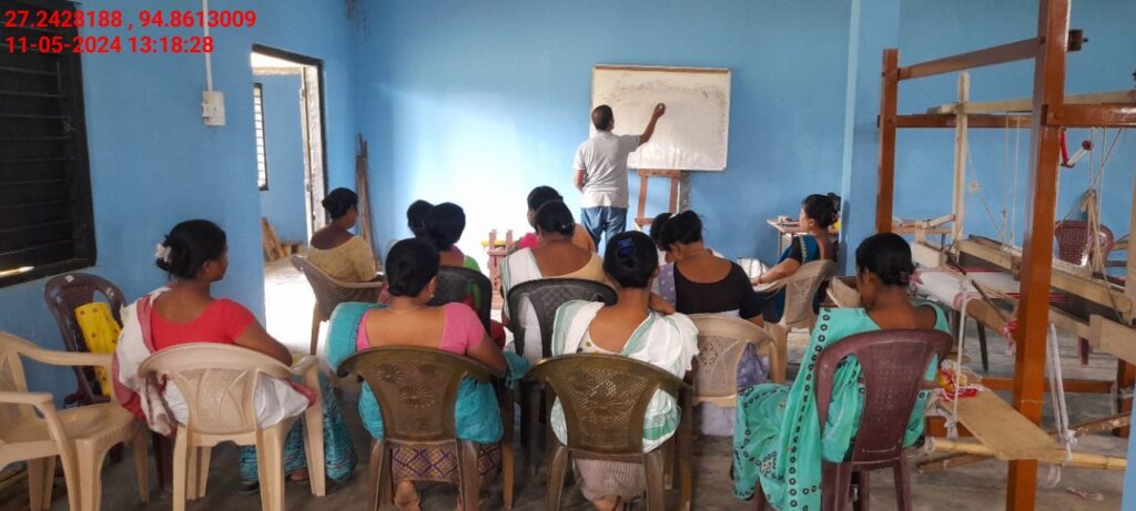 Handloom Weaver (Frame Loom) training at IIE Incubation Centre, Nahazar, batch 20623, 11-05-2024