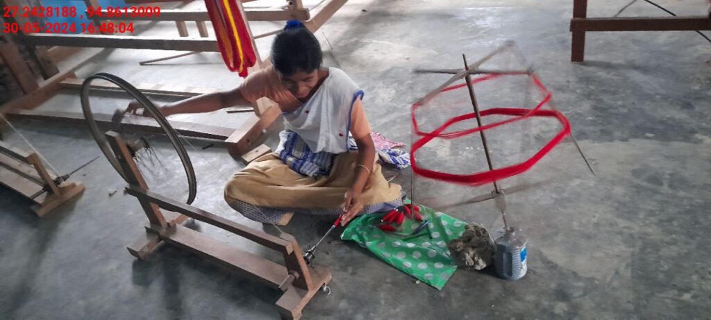 Handloom Weaver (Frame Loom) training at IIE Incubation Centre, Nahazar, batch 20623, 30-05-2024