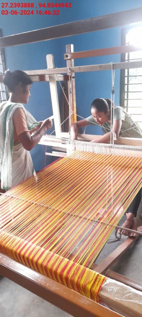 Handloom Weaver (Frame Loom) training at IIE Incubation Centre, Nahazar, batch 20623, 03-06-2024