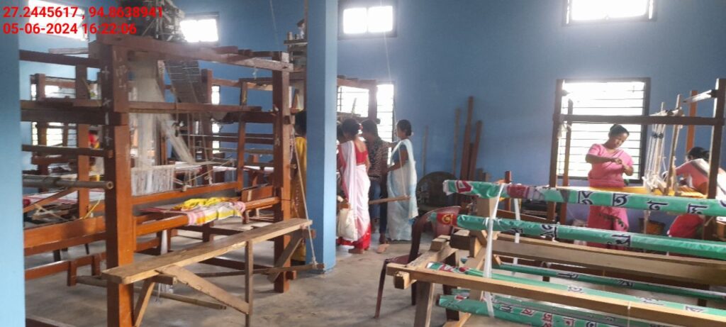Handloom Weaver (Frame Loom) training at IIE Incubation Centre, Nahazar, batch 20623, 05-06-2024