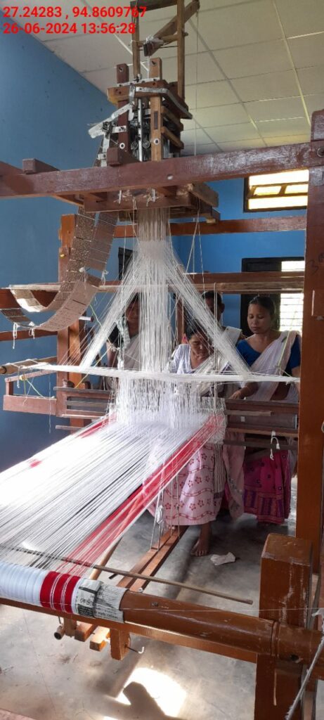 Handloom Weaver (Frame Loom) training at IIE Incubation Centre, Nahazar, batch 20623, 26-06-2024
