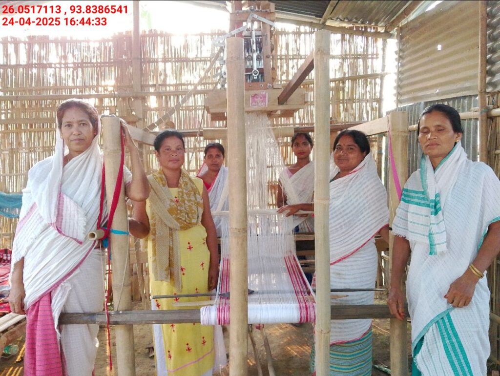 Silk Handloom Weaver training at IIE Incubation Centre, Sarupathar, batch 28857, 24-04-2025