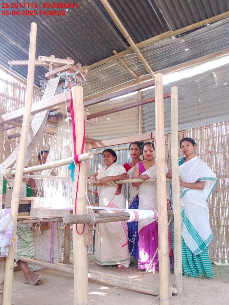 Silk Handloom Weaver training at IIE Incubation Centre, Sarupathar, batch 28857, 25-04-2025