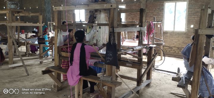 Handloom Weaver (Frame Loom) training at IIE Incubation Centre, Sarupathar, batch 33000, 13-09-2025